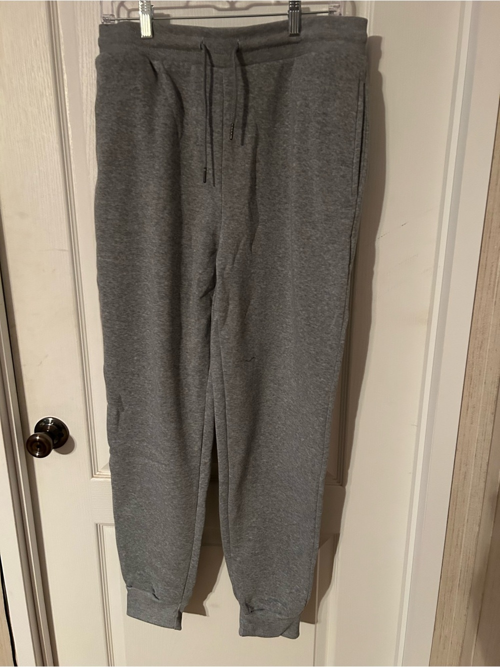 Women’s Gray Cozy Fleece Jogger Pants